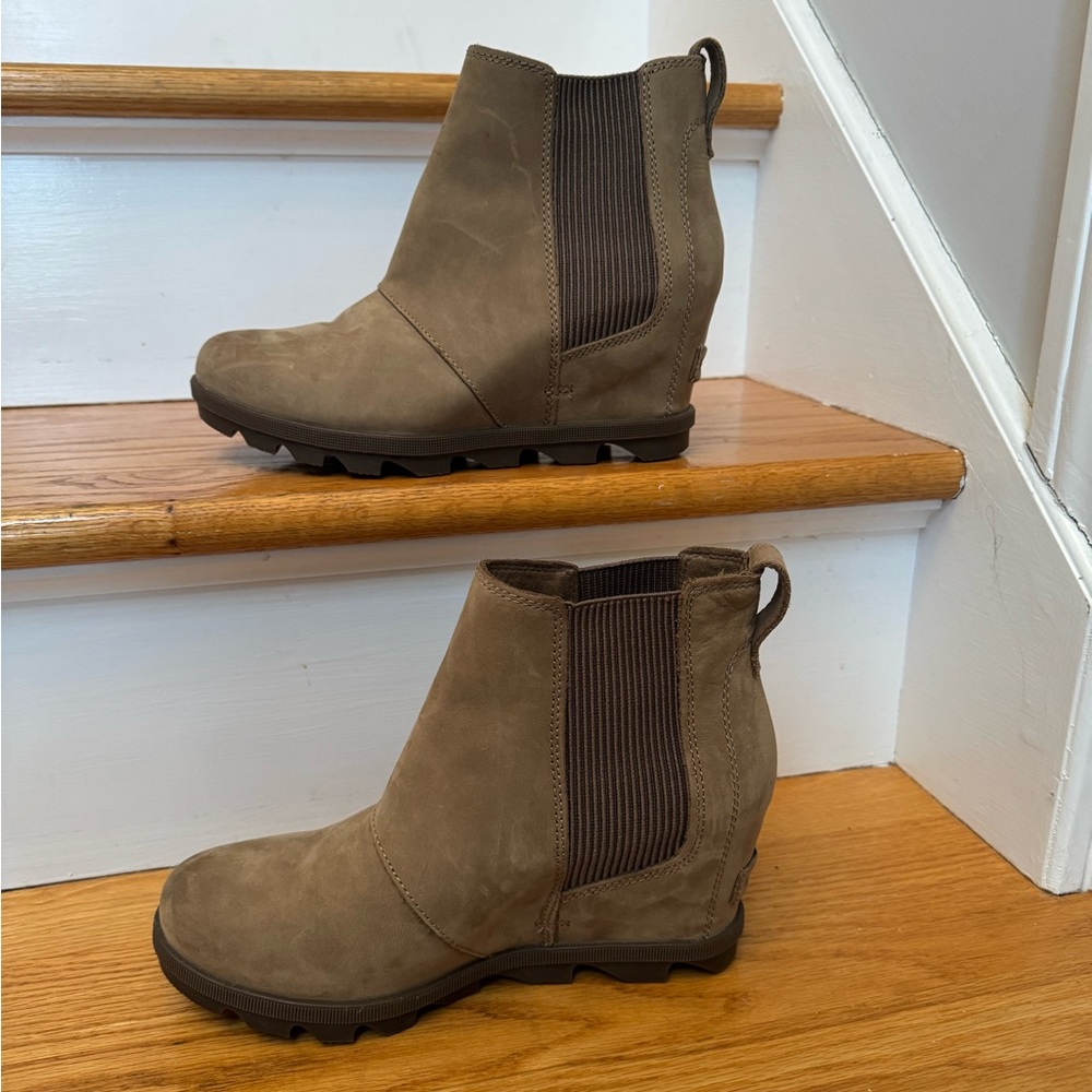 Sorel Brown Ankle Boots with Wedge Heel 8.5